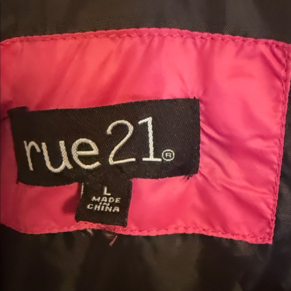 Rue21 Vibrant Pink and Black Outerwear - Picture 1 of 2
